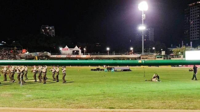 Fellow Army officers offered assistance after several minutes.