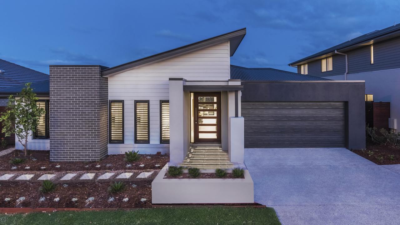 A look at Metricon single-storey display home at Gainsborough Greens.