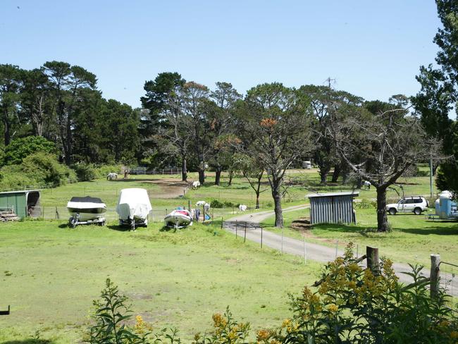 The level site on Mona Vale Rd has been used for parking and paddocks.