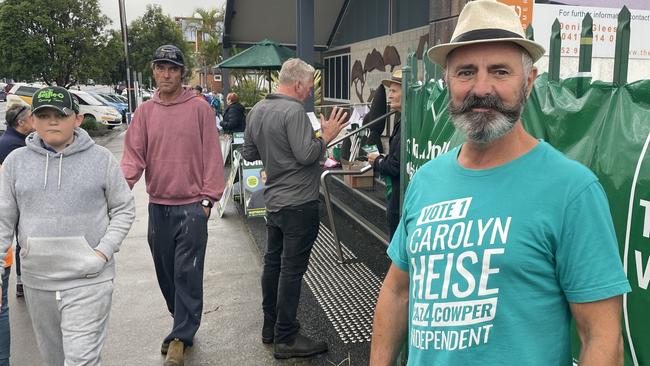 Supporter for Caz Heise, David Hargreaves, outside the Cavanbah Centre, Coffs Harbour. Picture: Chris Knight