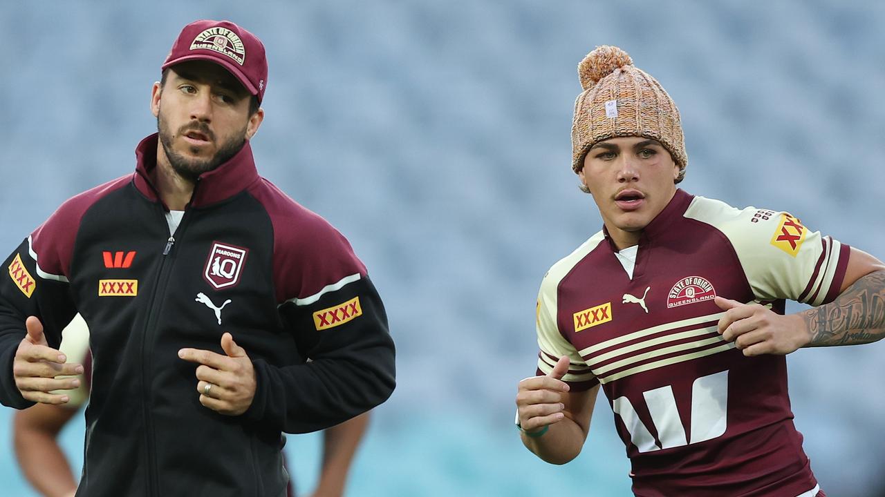 SYDNEY, AUSTRALIA - JUNE 04: Reece Walsh and Ben Hunt warm up during a Queensland Maroons State of Origin Captain's Run at Accor Stadium on June 04, 2024 in Sydney, Australia. (Photo by Mark Metcalfe/Getty Images)