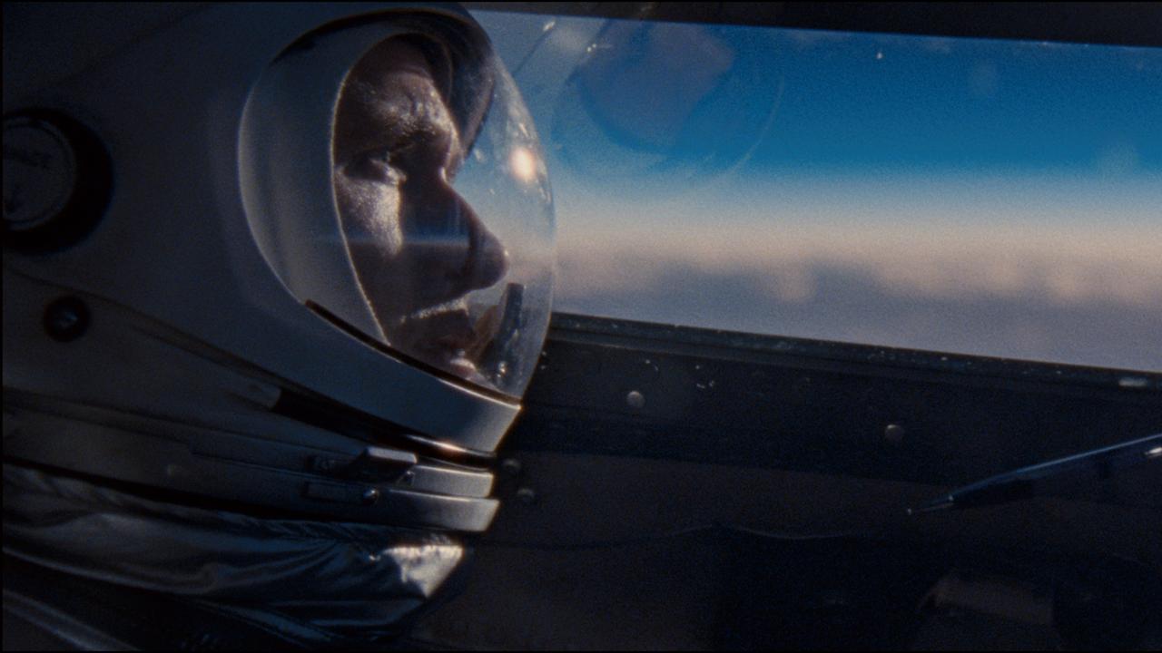 First Man Review: Ryan Gosling Blasts Off As Neil Armstrong In One Of ...