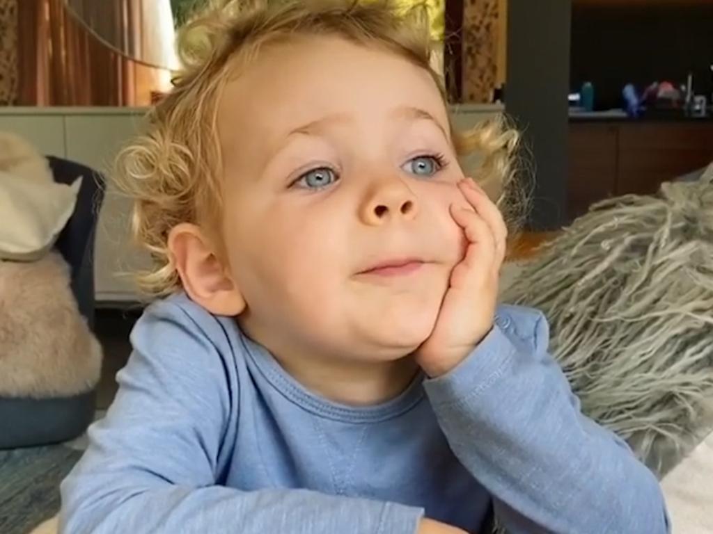 Hamish Blake’s daughter makes an compelling case for staying at home amid the coronavirus outbreak. Picture: Instagram/zotheysay