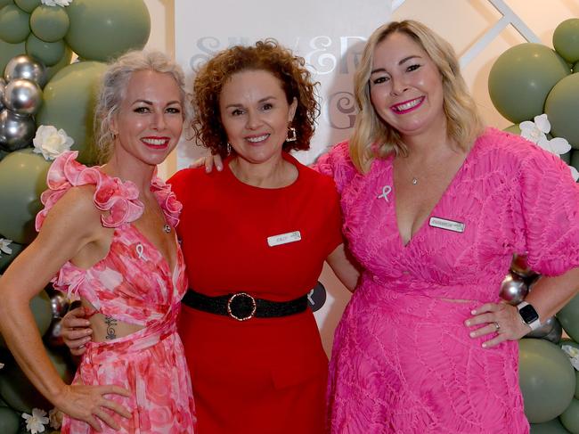 Former masterchef contestant Rhiannon Anderson is holding her annual fundraiser luncheon for Ovarian Cancer Research at the Metropole Hotel. Anna Ravizza, Dr Sally Aubrey and Rhiannon Anderson. Picture: Evan Morgan