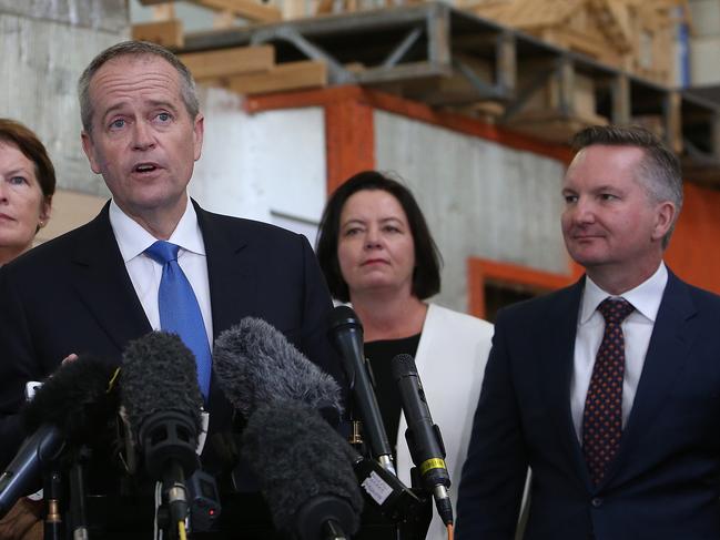 NEWS2019ELECTION 15/5/2019. DAY 35 Opposition Leader Bill Shorten is joined by Premier of Western Australia, Mark McGowan, Shadow Treasurer, Chris Bowen, Member for Brand, Madeleine King and Labor candidate for Pearce, Kim Travers on a visit to North Metropolitan Clarkson TAFE Campus in Perth . Picture: Kym Smith