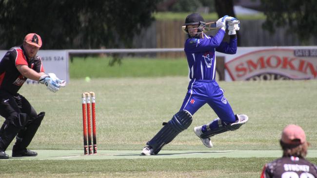 Ferntree Gully’s Josh Henry.