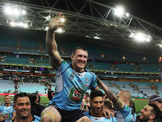 Paul Gallen is chaired off after his last NSW game.