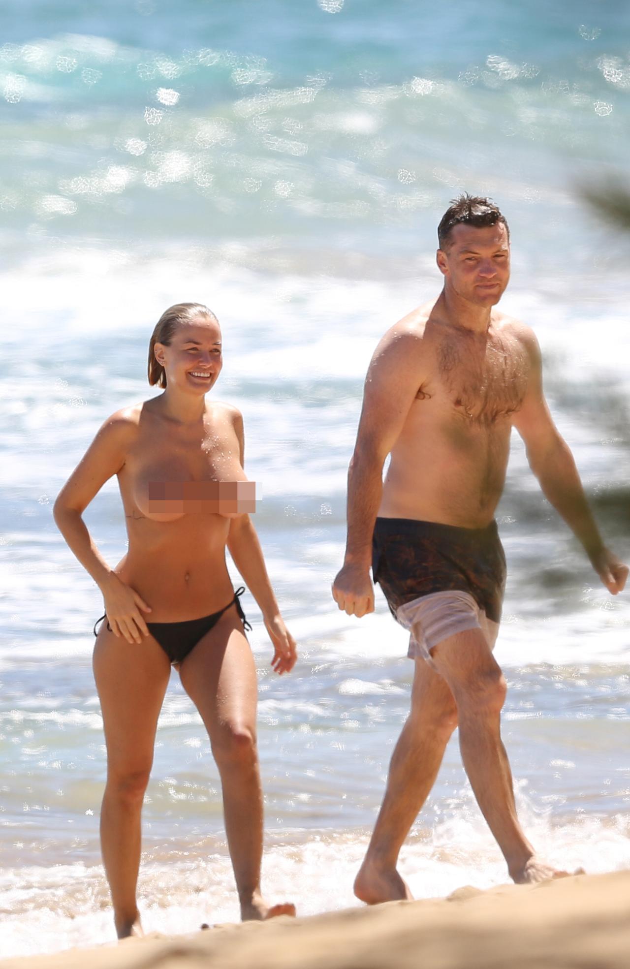 Tropical Beach Tits - Lara Bingle topless and nude with Sam Worthington in Hawaii ...