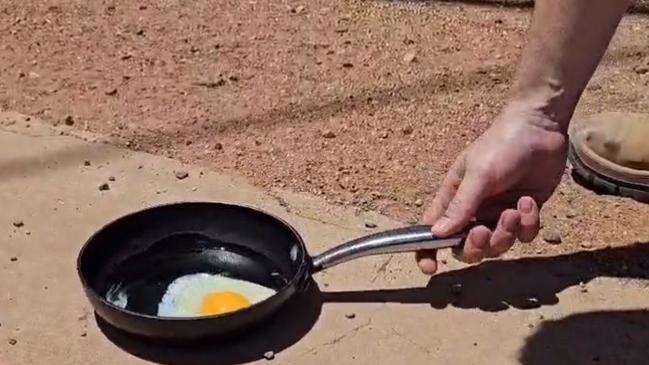 In case you wondered, 48.7C degrees in Oodnadatta was enough to fry an egg. Picture: The Pink Roadhouse