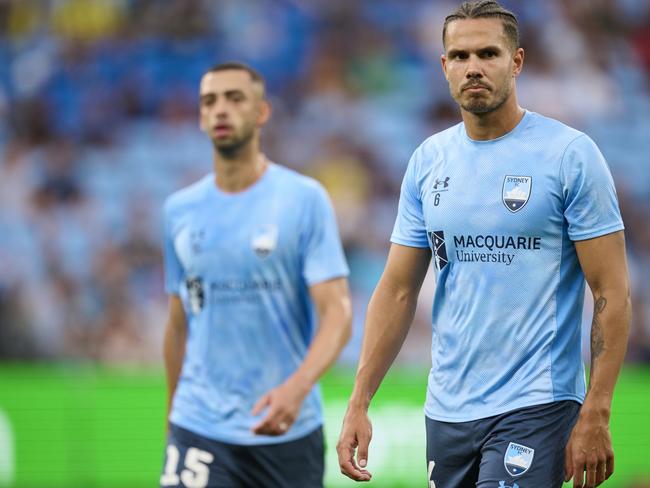 The experience of Jack Rodwell (right) is helping Sydney FC during the A-League finals. Picture: Brett Hemmings/Getty Images