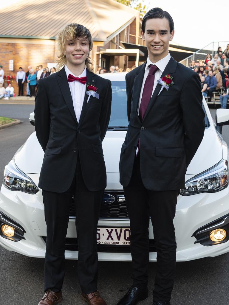 Graduate Samuel Wong (right) with partner Kuinn McCotter at Concordia Lutheran College valedictory dinner red carpet arrivals at Redlands campus, Friday, September 16, 2022. Picture: Kevin Farmer