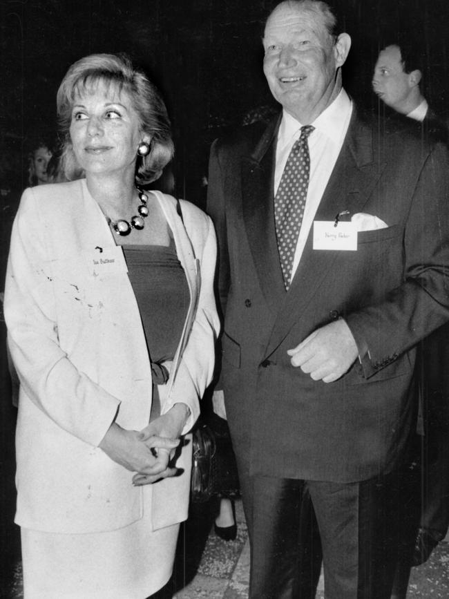 Ita and Kerry Packer at the 20th Anniversary of magazine Cleo in 1992.