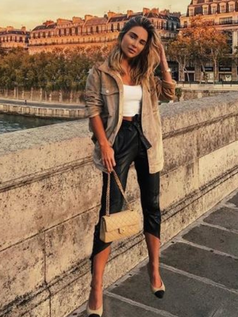 Paris France October 2022 Woman Influencer Wearing Handmade Hermes Kelly –  Stock Editorial Photo © photo-lime #625996144