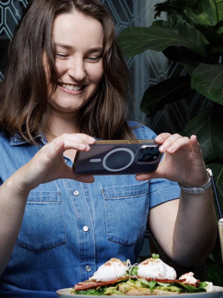 Neuroscientist and Food Blogger Michilla Du Plessis at Outside in Cafe in Windsor. Picture: Lachie Millard