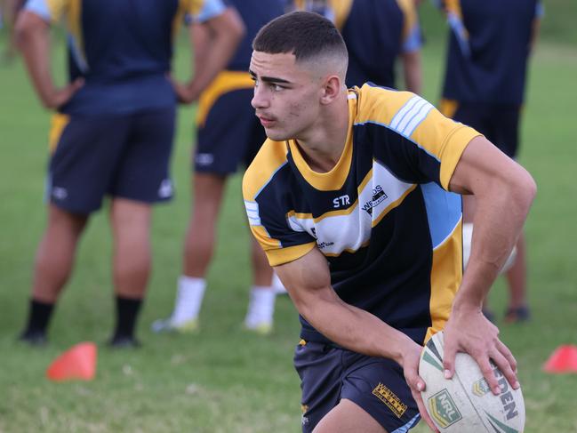 Westfields Sports High’s Tallyn Da Silva is one of the early front-runners for the Peter Sterling Medal after a strong start to the season. Picture: David Swift