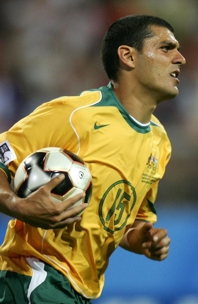 John Aloisi says the Socceroos can take inspiration from the 2005 Confederations Cup team