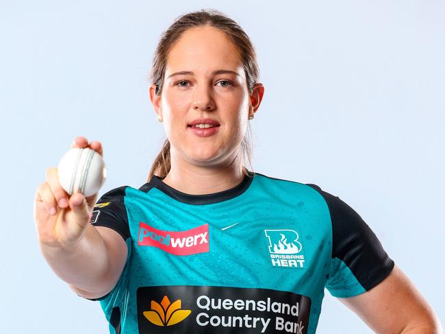 Emerald's Bonnie Berry has been signed by the Brisbane Heat.