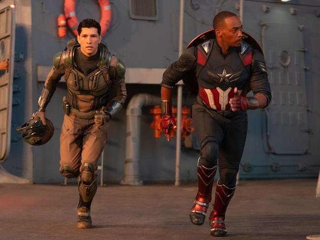 The Falcon/Joaquin Torres (Danny Ramirez) and Captain America/Sam Wilson (Anthony Mackie) in Captain America: Brave New World.