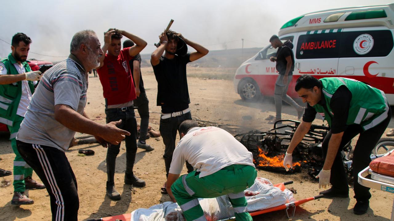 Cywile są przetrzymywani jako zakładnicy w Izraelu w związku z poważnym atakiem Hamasu