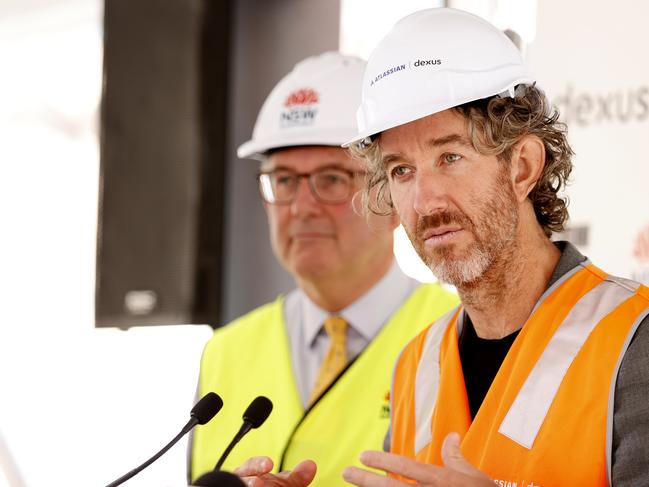 SYDNEY, AUSTRALIA - NewsWire photos AUGUST 18, 2022: Minister for Enterprise, Investment and Trade Alister Henskens and Atlassian Co-Founder and Co-CEO Scott Farquhar at the construction site, Atlassian Central, which will anchor the Tech Central precinct. in Sydney. Picture: NCA NewsWire / Dylan Coker