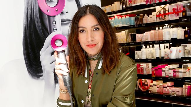 invadere Ung bibel Kim Kardashian's hairdresser Jen Atkin charges $1100 for a haircut | Ouai  haircare | news.com.au — Australia's leading news site