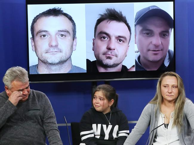 Car breakthrough in hunt for missing dad