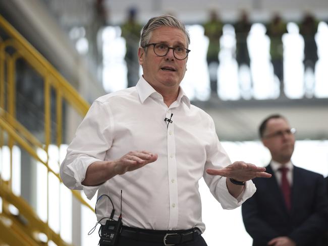 British Prime Minister Keir Starmer has launched an extraordinary attack on Reform UK leader Nigel Farage. (James Speakman/PA via AP).