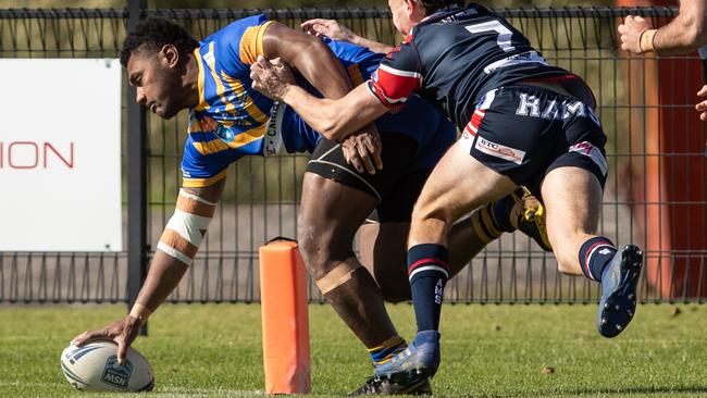 Onisimoemosi Rokotuinasau scores a try for City.