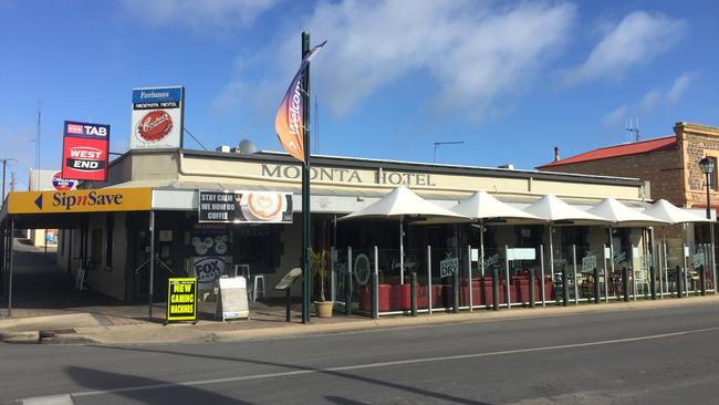 Melbourne-based Black Rhino Group has stormed into the SA pubs sector, and has agreed to purchase all three pubs in Moonta, including the Moonta Hotel.