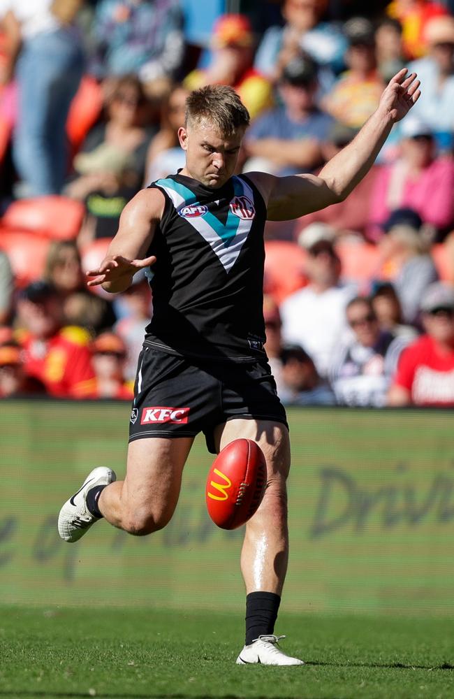 Ollie Wines. (Photo by Russell Freeman/AFL Photos via Getty Images)