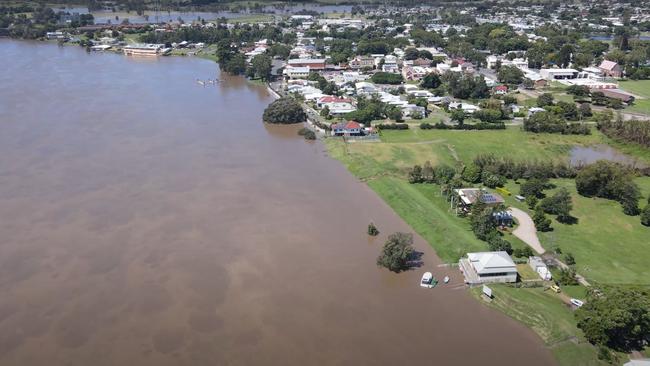 Drone footage of South Grafton as Clarence River flood waters approached the peak Wednesday afternoon.