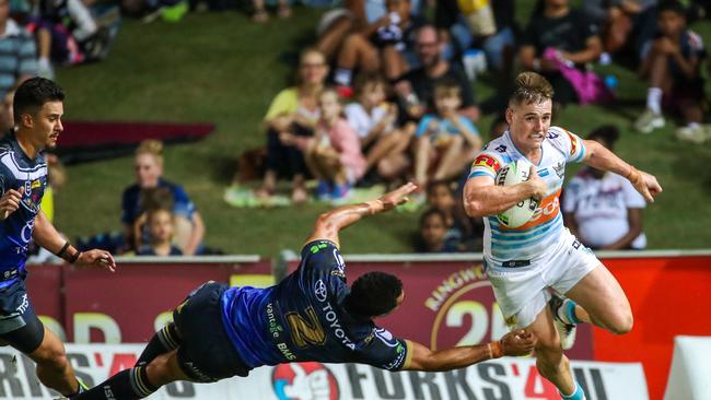 AJ Brimso’s linebreak almost led to a stunning try. (AAP Image/Michael Chambers) 