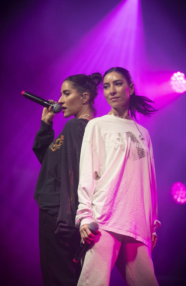 The Veronicas’ Jess and Lisa Origliasso have blasted The Celebrity Apprentice.