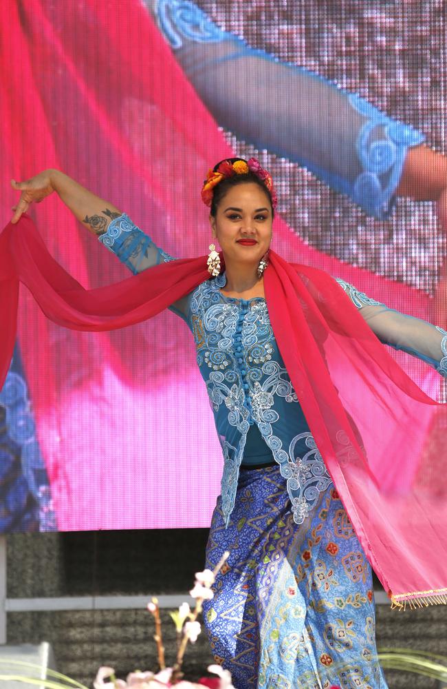 Suara Indonesia Dance perform for the Cabramatta Moon Fetsival in 2019. Picture: Robert Pozo.