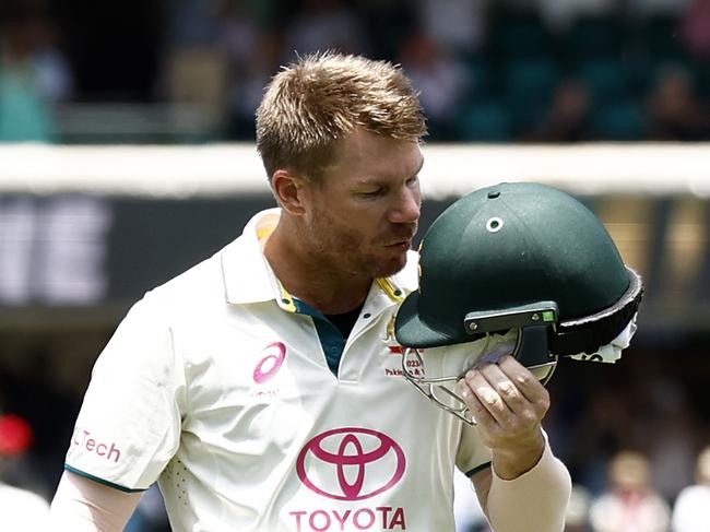 SYDNEY, AUSTRALIA - JANUARY 06: David Warner of Australia walks from the ground for the final time after being dismissed during day four of the Men's Third Test Match in the series between Australia and Pakistan at Sydney Cricket Ground on January 06, 2024 in Sydney, Australia. (Photo by Darrian Traynor/Getty Images)