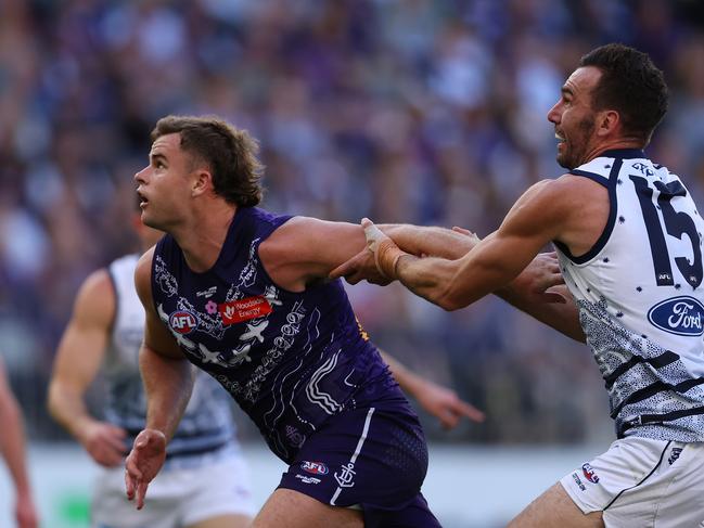 Sean Darcy competes with Jonathon Ceglar. Picture: Paul Kane/Getty Images