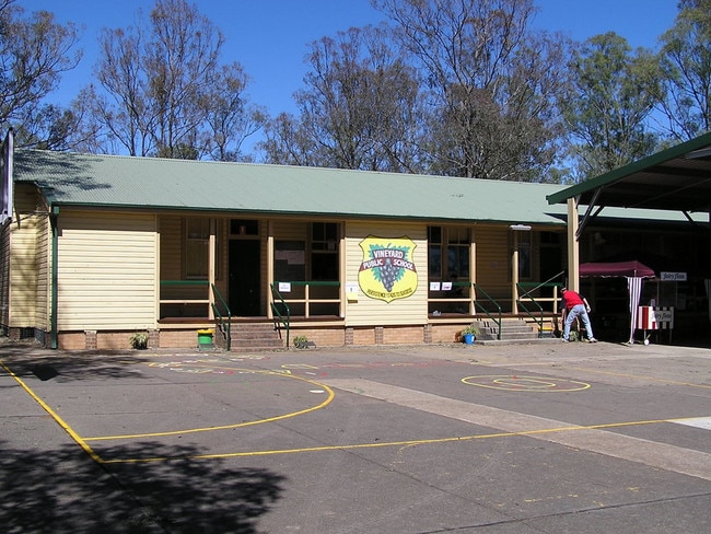 Vineyard Public School circa 2003. Picture: Rosemary Phillis/Blacktown City Libraries