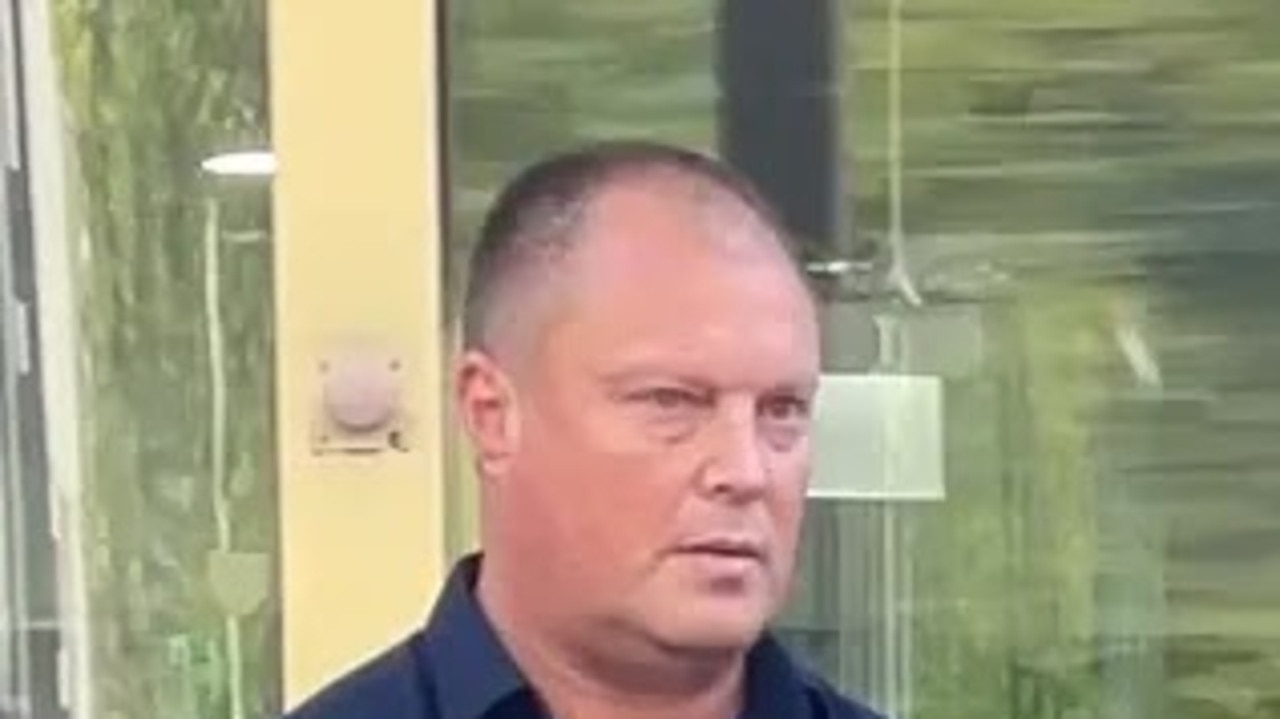 Gambling-addict property manager cons clients out of $320k