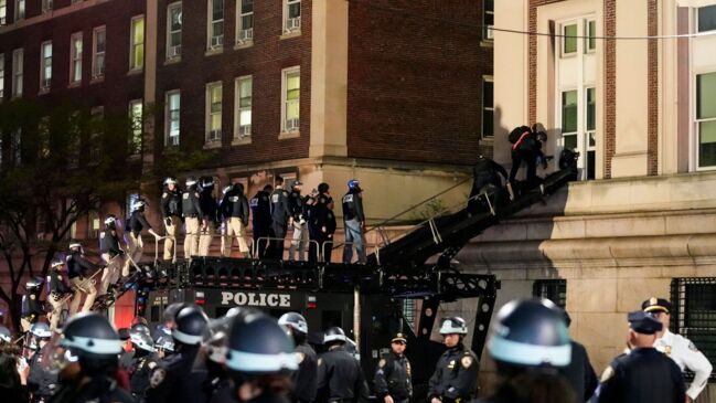 Inside Columbia Campus During Police Raid on Pro-Palestinian Protest