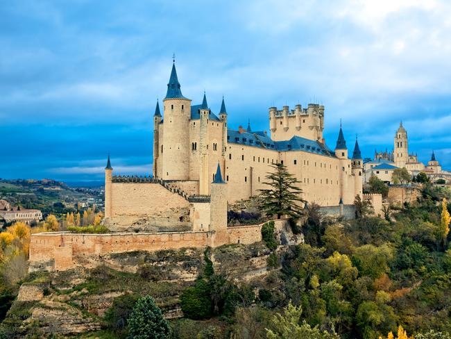 10 of the world’s most amazing fairytale castles | escape.com.au