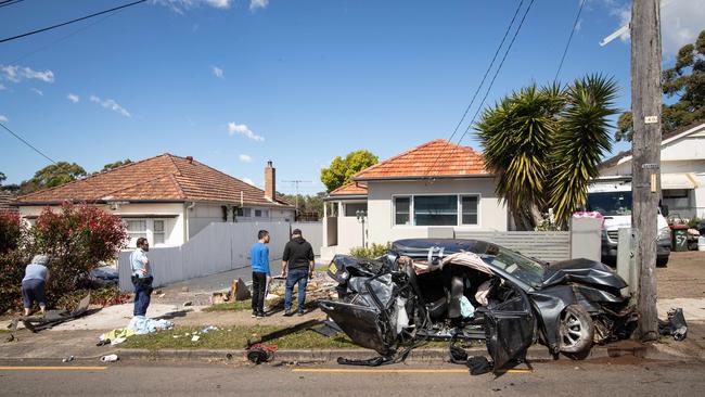 16th September 2022. The Daily Telegraph. News Beverly Hills, Sydney, NSW, Australia. Pics by Julian Andrews. General scenes of a single car crash on Stoney Creek Rd in Beverly Hills where a Honda Accord carrying five young people struck a power pole. Thankfully there were no fatalities in this accident.