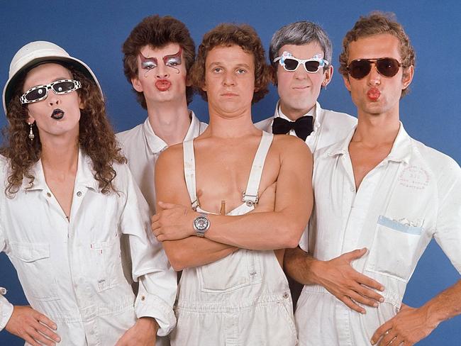 UNDATED : Undated copy photo of Skyhooks band members L-R Bongo Starkie, Red Symons, Shirley Strachan, Greg Macainsh & Freddie Strauks.Skyhooks/band