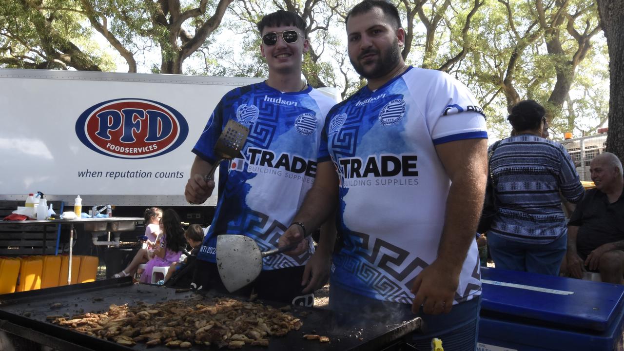 Mark Jackson and Michael Petrakis on the grill.
