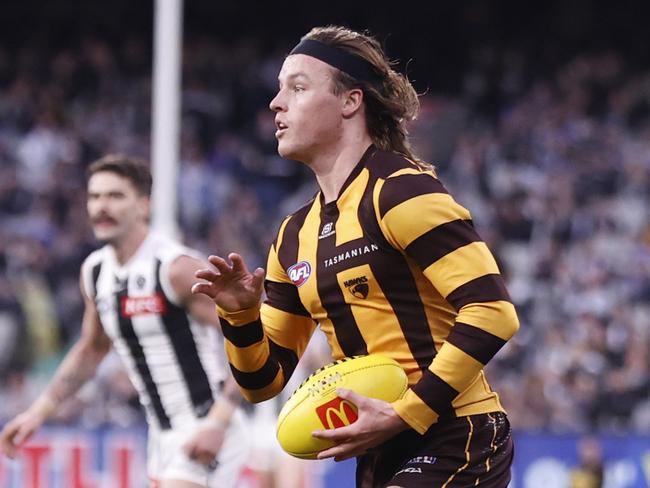 Jack Ginnivan of the Hawks runs with the ball. Picture: Darrian Traynor/Getty Images.