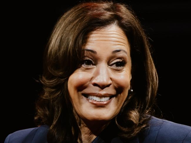 GOLD COAST, AUSTRALIA, NewsWire Photos, 25th MAY 2025: Former US Vice President and Democtatic nominee Kamala Harris attends the 2025 AREC Convention at the Gold Coast Convention and Exhibition Centre, Broad Beach, Queensland. Picture: NewsWire / Social Focus