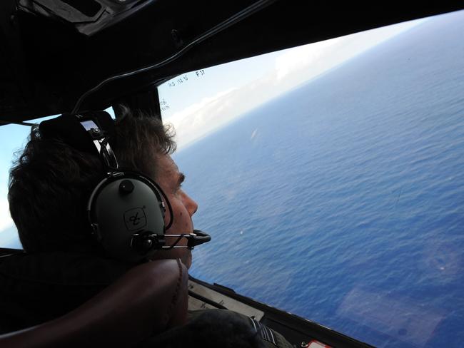 The initial search zone for MH370 covered 600,000 square kilometres of ocean.