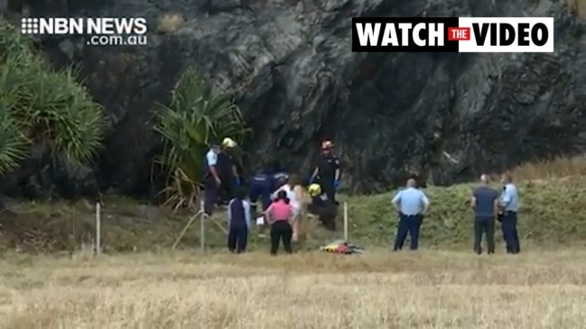 Two children survive 10-metre fall from Coffs Harbour cliff (NBN News)