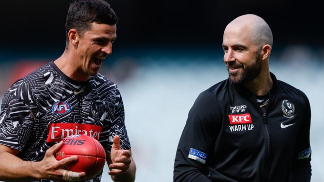 Collingwood pair Scott Pendlebury and Steele Sidebottom are both yet to recommit beyond 2024. Picture: Dylan Burns / Getty Images