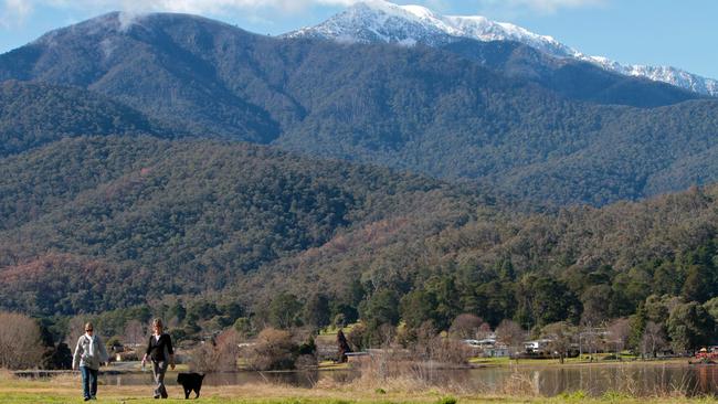 The picturesque Mt Beauty, in the shadow of Mt Bogong, is a popular camping destination and in winter a base for the ski season.