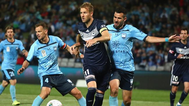 The A-League and NBL have much in common. Photo: AAP Image/Jeremy Ng